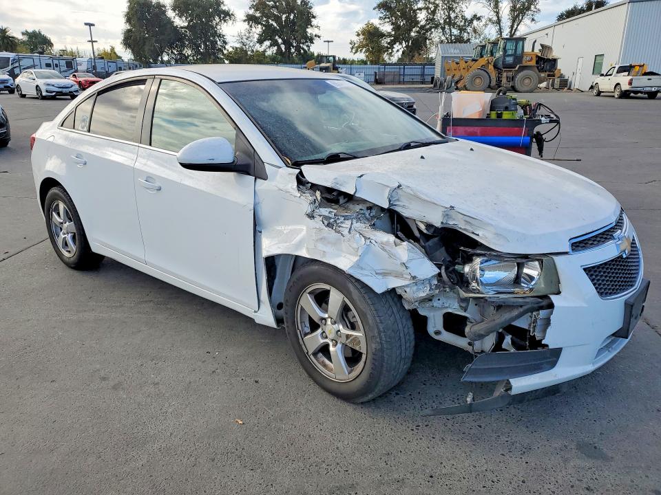 68349546 :رقم المزاد ، 1G1PF5S9XB7106853 vin ، 2011 Chevrolet Cruze مزاد بيع