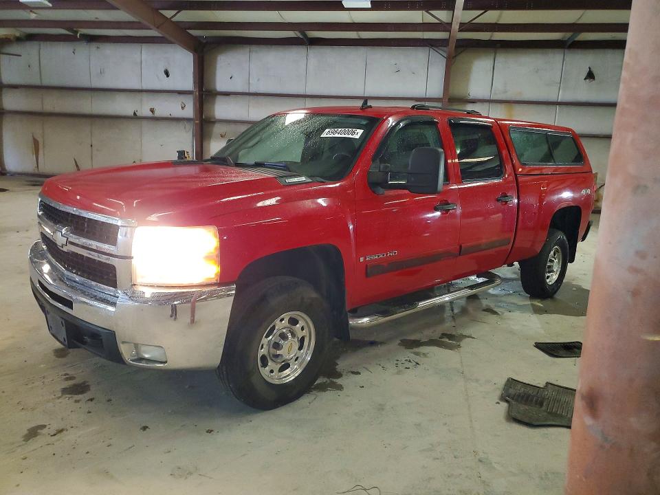 Продажа на аукционе авто 2007 Chevrolet Silverado, vin: 1GCHK23697F510542, номер лота: 69840006