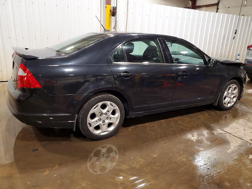 70230736 :رقم المزاد ، 3FAHP0HA0AR230334 vin ، 2010 Ford Fusion مزاد بيع
