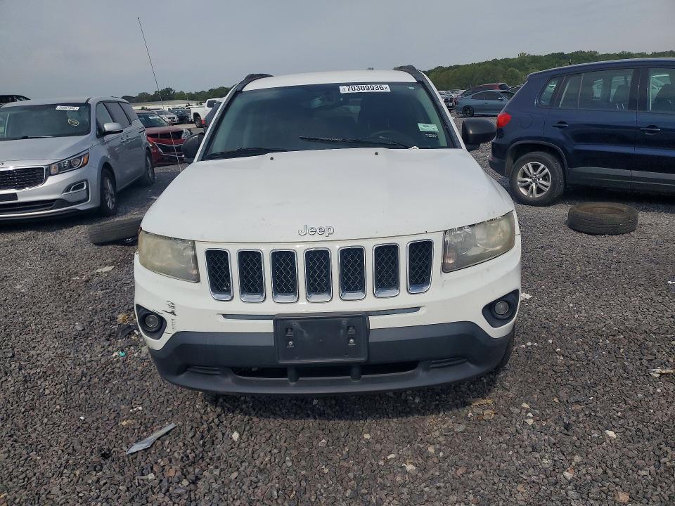 2016 Jeep Compass მანქანა იყიდება აუქციონზე, vin: 1C4NJCBA1GD553544, აუქციონის ნომერი: 70309936