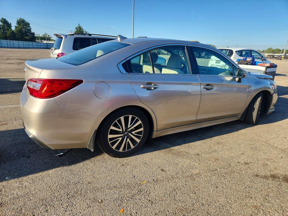 Продажа на аукционе авто 2018 Subaru Legacy, vin: 4S3BNAH63J3042008, номер лота: 68746496