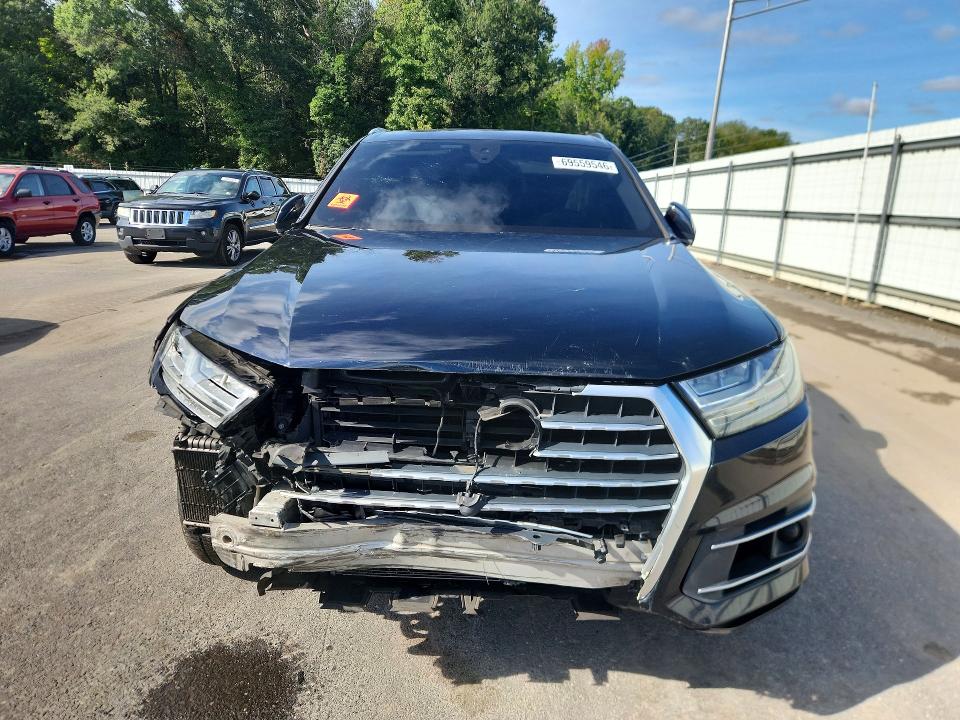 Продаж на аукціоні авто 2017 Audi Q7, vin: WA1VAAF7XHD021904, номер лоту: 69559546
