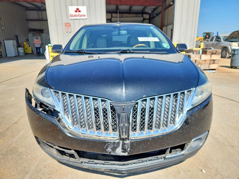 2014 Lincoln Mkx მანქანა იყიდება აუქციონზე, vin: 2LMDJ6JK0EBL20474, აუქციონის ნომერი: 70685096