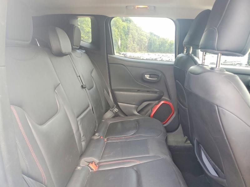 Auction sale of the 2018 Jeep Renegade, vin: ZACCJBCB2JPG86783, lot number: 67536336