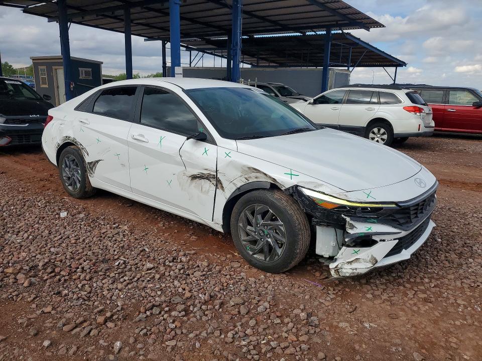 68880606 :رقم المزاد ، KMHLM4DG2RU732373 vin ، 2024 Hyundai Elantra مزاد بيع
