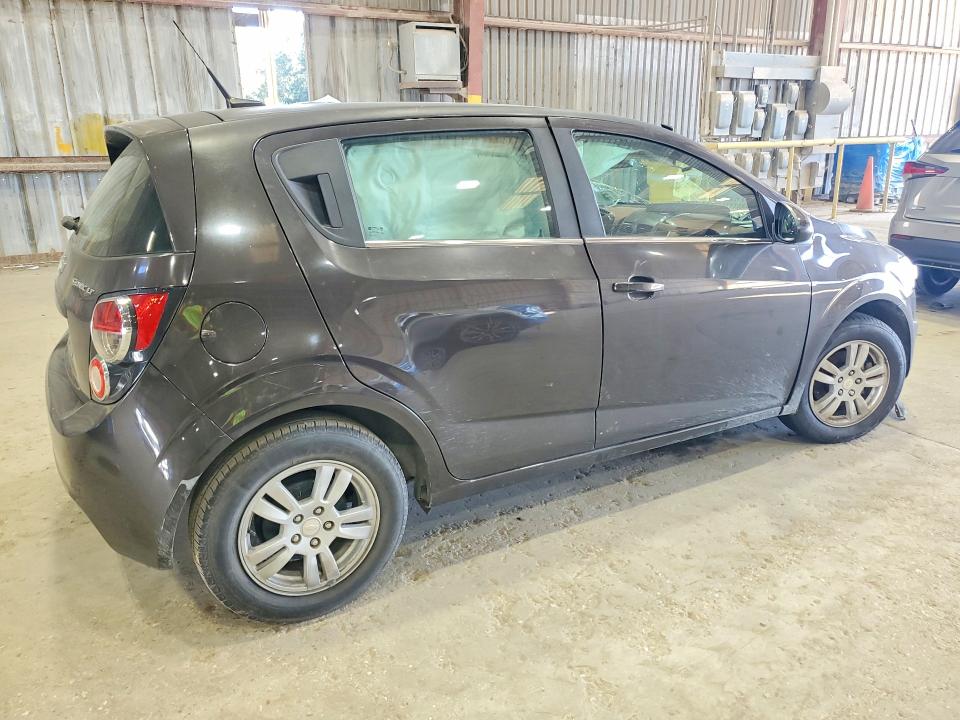 69437216 :رقم المزاد ، 1G1JC6SH0E4119192 vin ، 2014 Chevrolet Sonic مزاد بيع