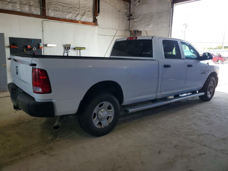 69854266 :رقم المزاد ، 3C6UR4HJ8FG667339 vin ، 2015 Ram 2500 مزاد بيع