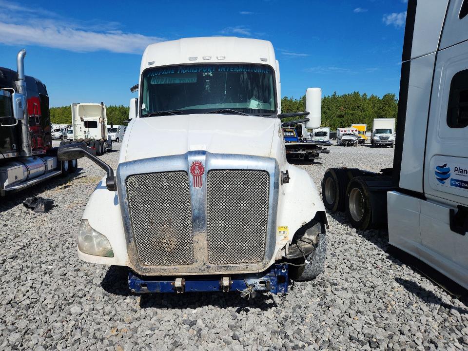 Продажа на аукционе авто 2017 Kenworth Construction, vin: 1XKYD49XXHJ170147, номер лота: 70746376