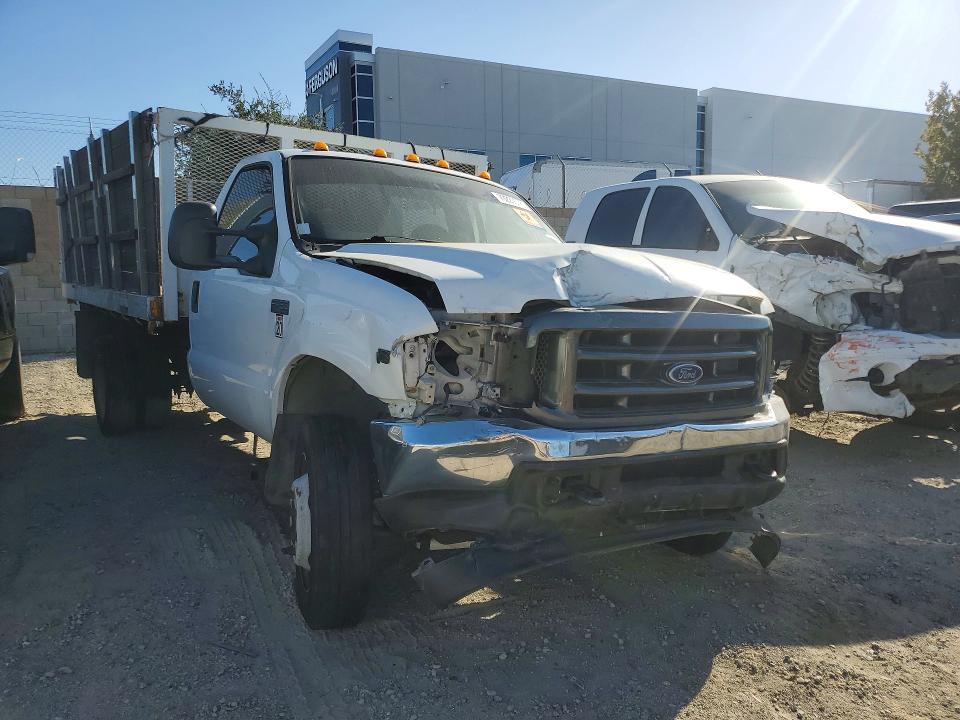 70220576 :رقم المزاد ، 1FDXF46S83ED86537 vin ، 2003 Ford F450 مزاد بيع