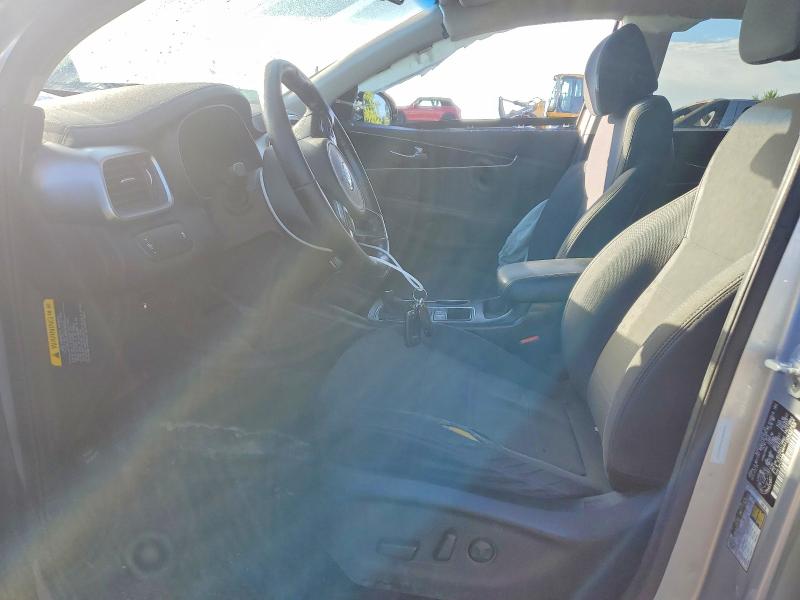 65574306 :رقم المزاد ، 5XYPGDA17HG269207 vin ، 2017 Kia Sorento مزاد بيع