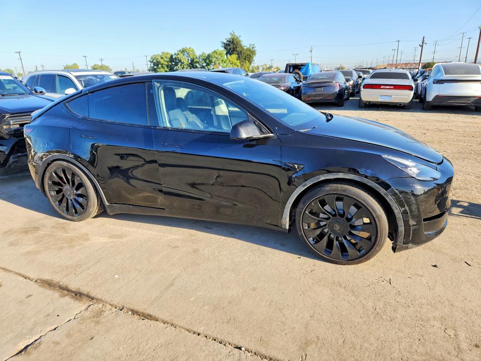 Продаж на аукціоні авто 2022 Tesla Model Y, vin: 7SAYGDEF4NF490568, номер лоту: 68690796