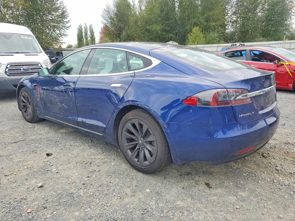 Продажа на аукционе авто 2018 Tesla Model S, vin: 5YJSA1E22JF268699, номер лота: 70630566