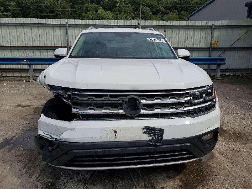 68402986 :رقم المزاد ، 1V2KR2CAXJC570441 vin ، 2018 Volkswagen Atlas مزاد بيع