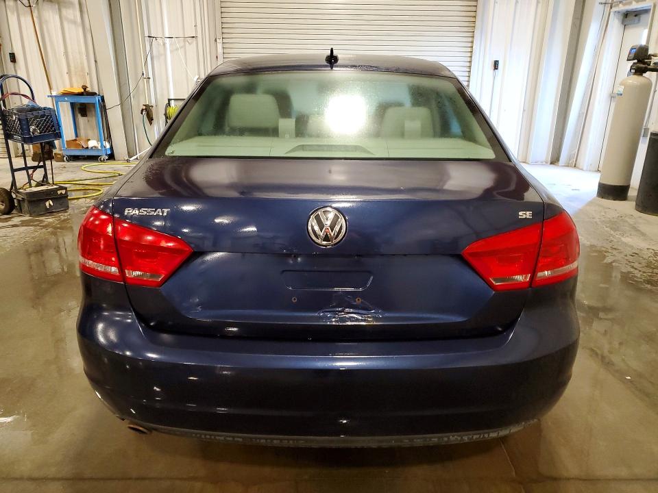 67205036 :رقم المزاد ، 1VWBP7A38DC046098 vin ، 2013 Volkswagen Passat مزاد بيع
