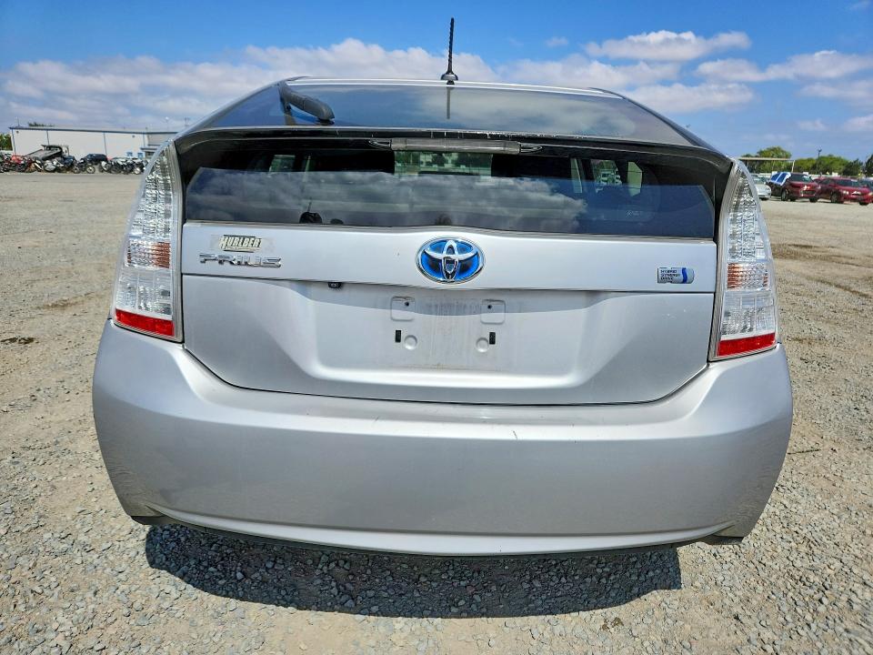 69896916 :رقم المزاد ، JTDKN3DU4B0322202 vin ، 2011 Toyota Prius مزاد بيع