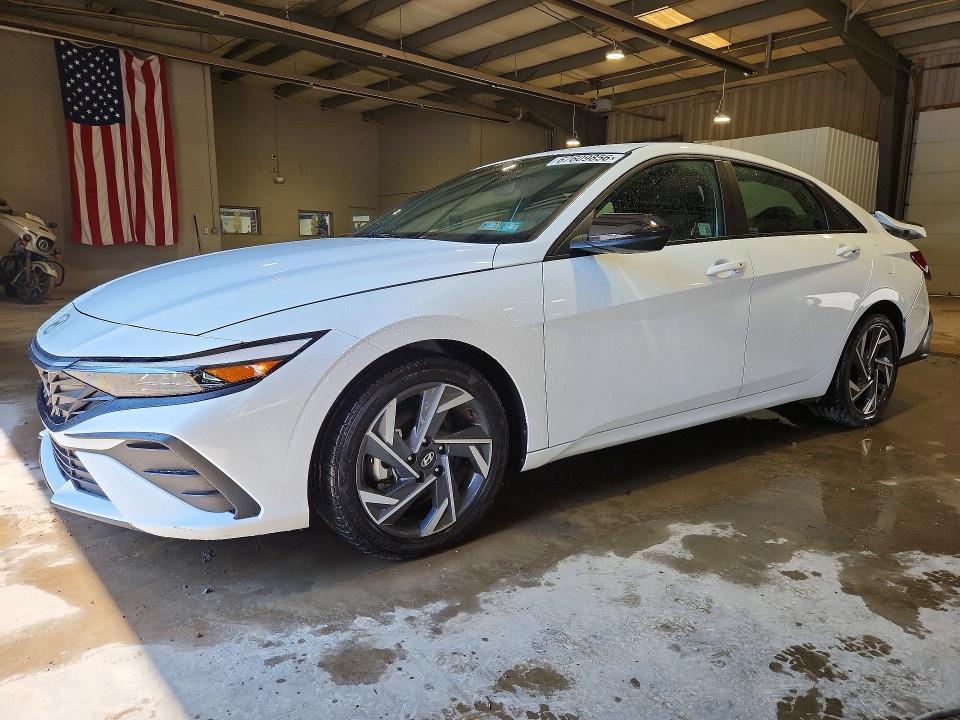 67609856 :رقم المزاد ، KMHLM4DG6SU933098 vin ، 2025 Hyundai Elantra مزاد بيع