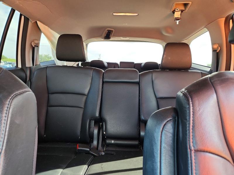 70097326 :رقم المزاد ، 5FNYF5H64HB004427 vin ، 2017 Honda Pilot مزاد بيع
