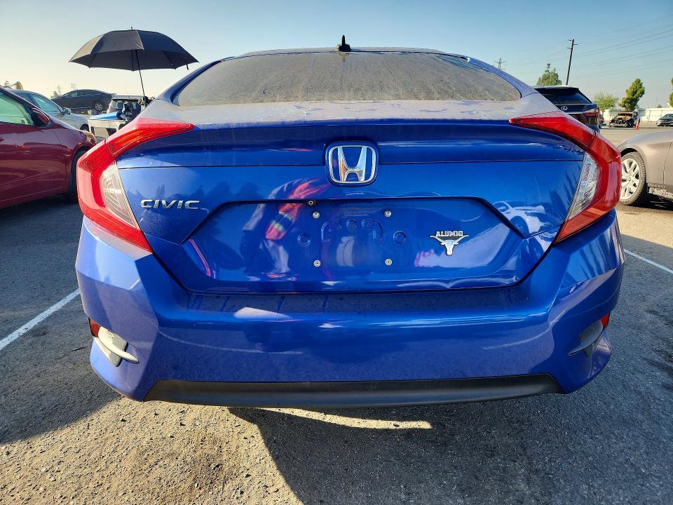 69934356 :رقم المزاد ، 19XFC2F55HE022658 vin ، 2017 Honda Civic مزاد بيع