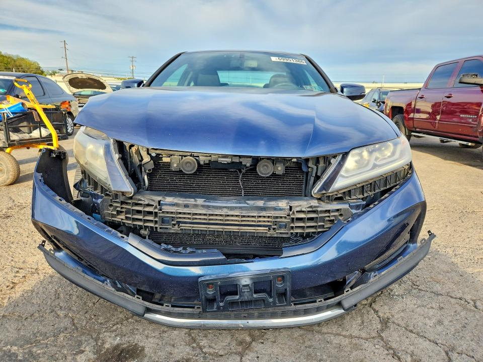 Продажа на аукционе авто 2017 Honda Accord, vin: 1HGCT1B83HA003205, номер лота: 69951386