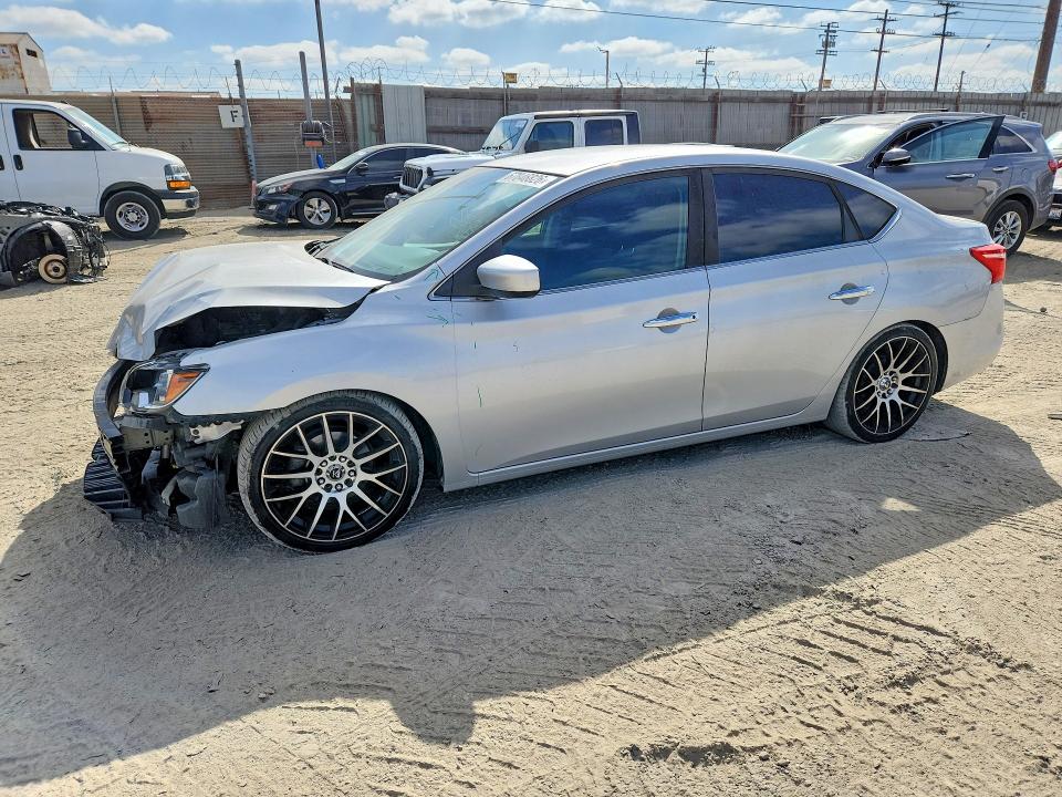 Aukcja sprzedaży 2017 Nissan Sentra, vin: 3N1AB7APXHY292232, numer aukcji: 67846826