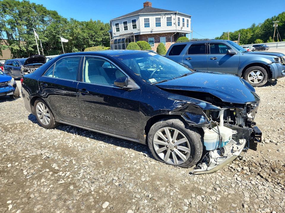 68033536 :رقم المزاد ، 4T4BF1FK5ER337528 vin ، 2014 Toyota Camry مزاد بيع