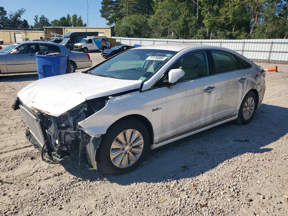 Продажа на аукционе авто 2017 Hyundai Sonata Hybrid, vin: KMHE24L32HA068685, номер лота: 71176886