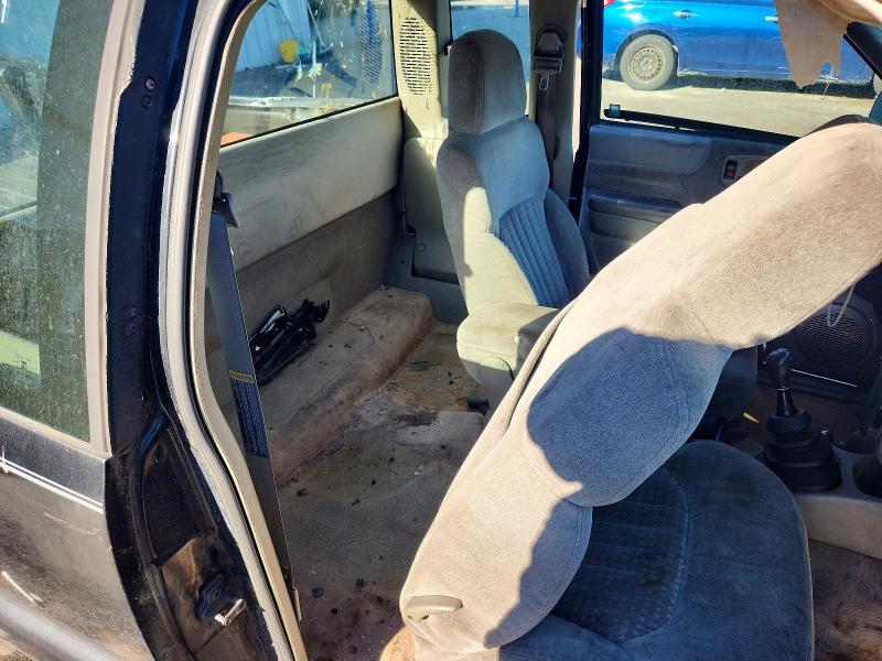 70343276 :رقم المزاد ، 1GCCS1943W8235215 vin ، 1998 Chevrolet S Truck مزاد بيع