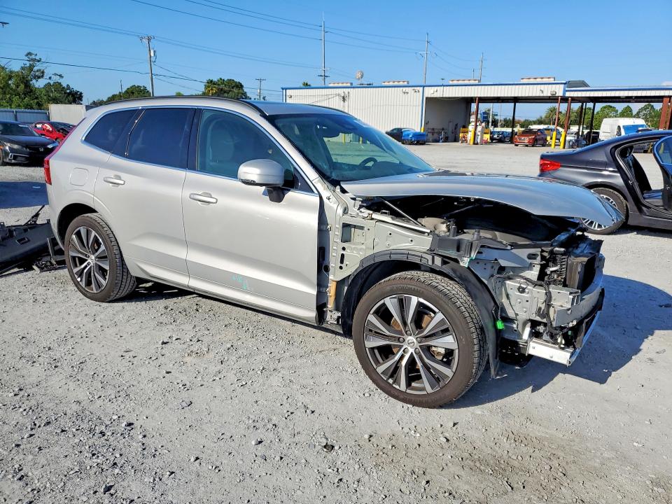69043856 :رقم المزاد ، YV4L12DK7N1078677 vin ، 2022 Volvo Xc60 مزاد بيع