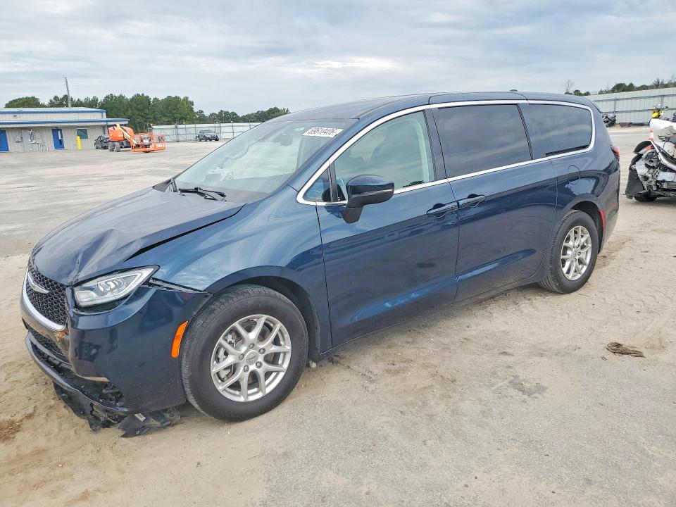 Продажа на аукционе авто 2023 Chrysler Pacifica, vin: 2C4RC1BG1PR632018, номер лота: 69610406
