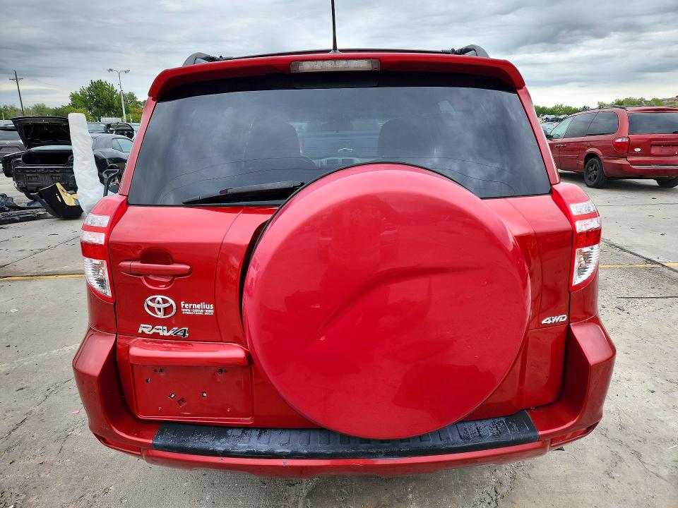 70799296 :رقم المزاد ، 2T3BF4DV3BW176690 vin ، 2011 Toyota Rav4 مزاد بيع
