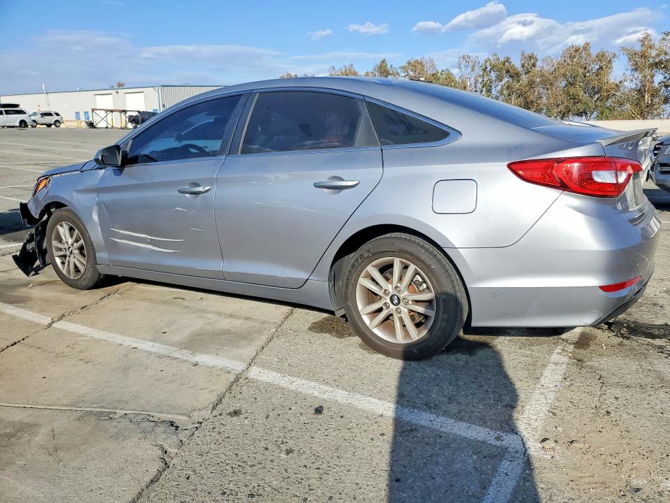Продажа на аукционе авто 2015 Hyundai Sonata, vin: 5NPE24AF1FH035202, номер лота: 70859466