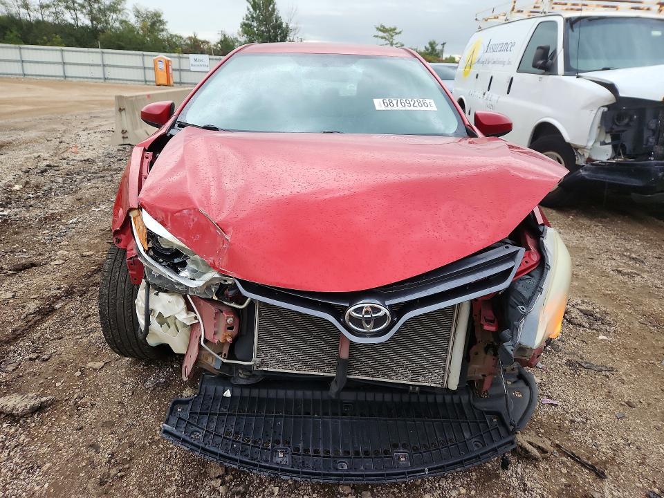 68769286 :رقم المزاد ، 5YFBURHE3FP294901 vin ، 2015 Toyota Corolla مزاد بيع