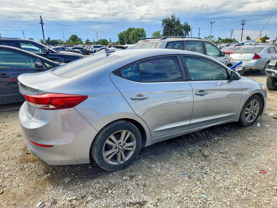 Продажа на аукционе авто 2017 Hyundai Elantra, vin: 5NPD84LF7HH106087, номер лота: 68149786