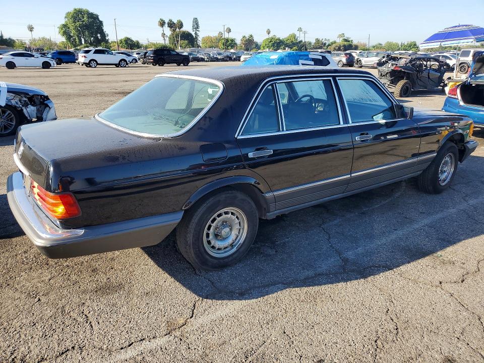 1983 Mercedes-benz 380 მანქანა იყიდება აუქციონზე, vin: WDBCA33AXDB046010, აუქციონის ნომერი: 70346006