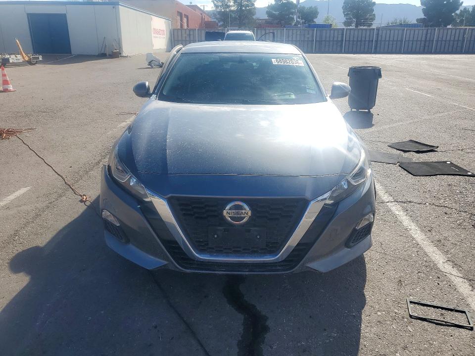 68982036 :رقم المزاد ، 1N4BL4BV2LC188223 vin ، 2020 Nissan Altima مزاد بيع