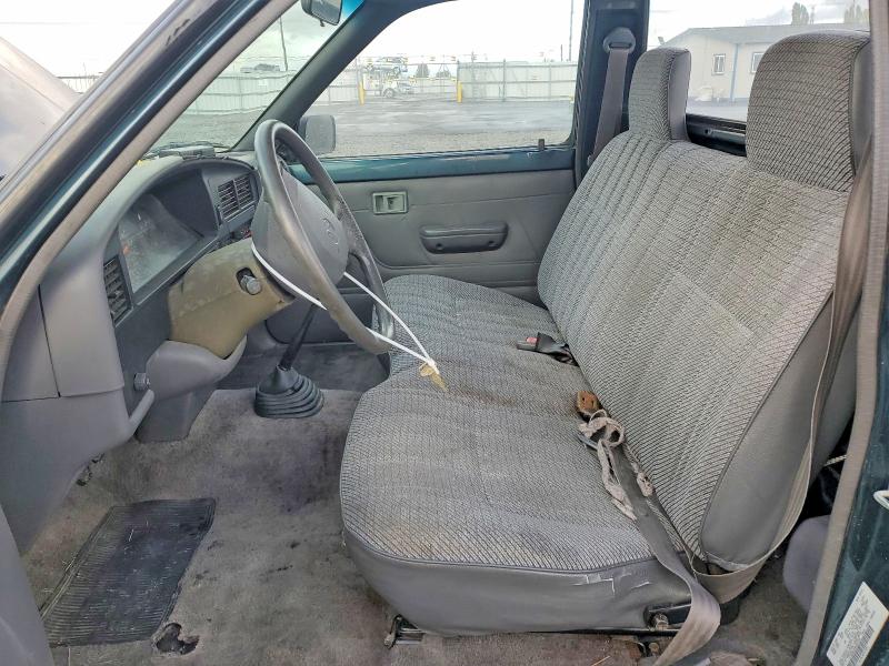 1994 Toyota Pickup მანქანა იყიდება აუქციონზე, vin: 4TARN81A4RZ242759, აუქციონის ნომერი: 70741886