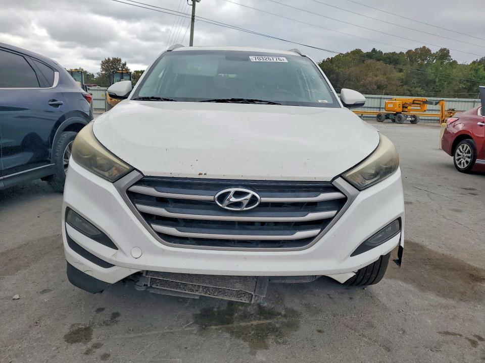 70326776 :رقم المزاد ، KM8J33A21HU436689 vin ، 2017 Hyundai Tucson مزاد بيع