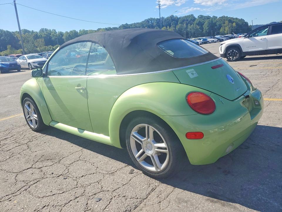70353616 :رقم المزاد ، 3VWCD21Y64M306993 vin ، 2004 Volkswagen New Beetle مزاد بيع