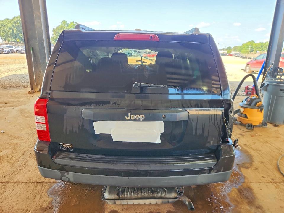 67498226 :رقم المزاد ، 1C4NJPBA6CD664088 vin ، 2012 Jeep Patriot مزاد بيع