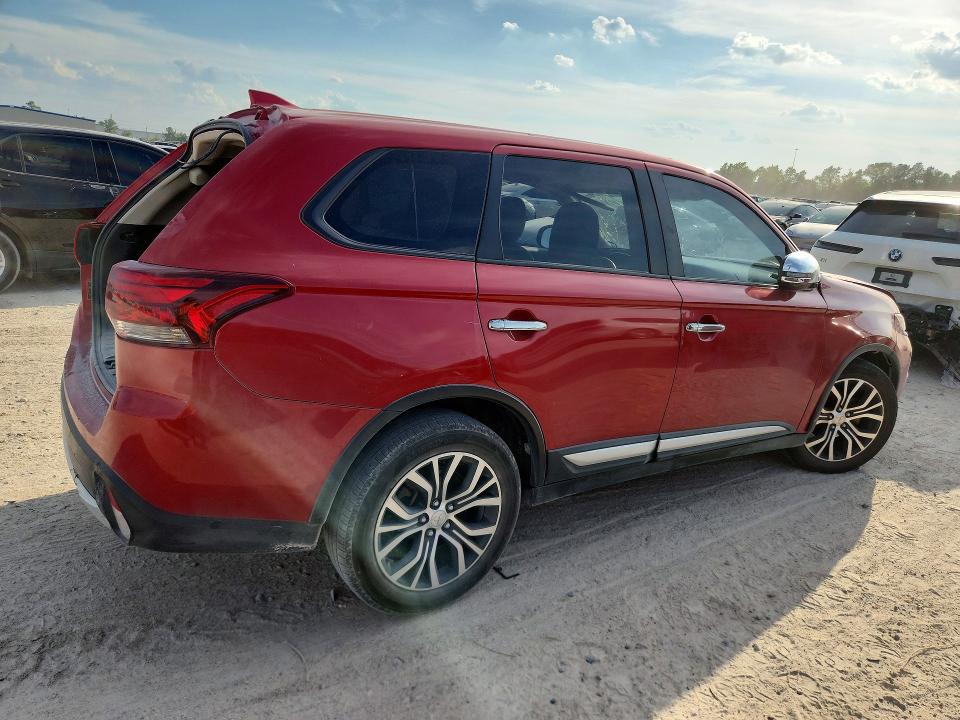 Продажа на аукционе авто 2018 Mitsubishi Outlander, vin: JA4AD3A38JZ060991, номер лота: 70644676