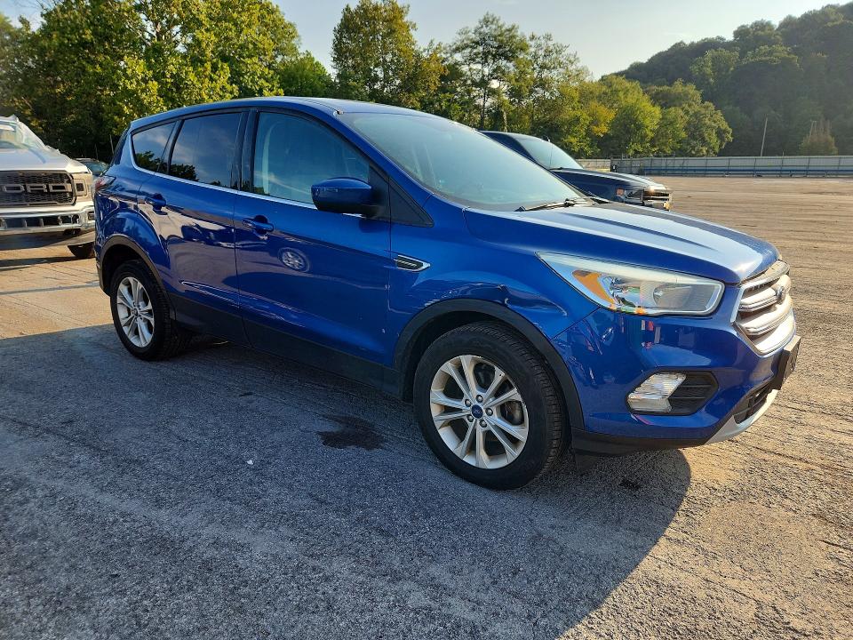 Продаж на аукціоні авто 2017 Ford Escape, vin: 1FMCU0GD7HUA21258, номер лоту: 67841196