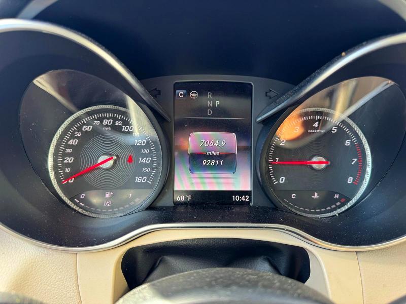 70090246 :رقم المزاد ، WDC0G4KB8JV066943 vin ، 2018 Mercedes-benz Glc مزاد بيع