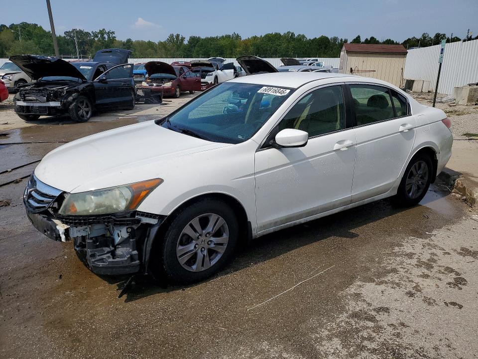 68916846 :رقم المزاد ، 1HGCP2F62CA037454 vin ، 2012 Honda Accord مزاد بيع