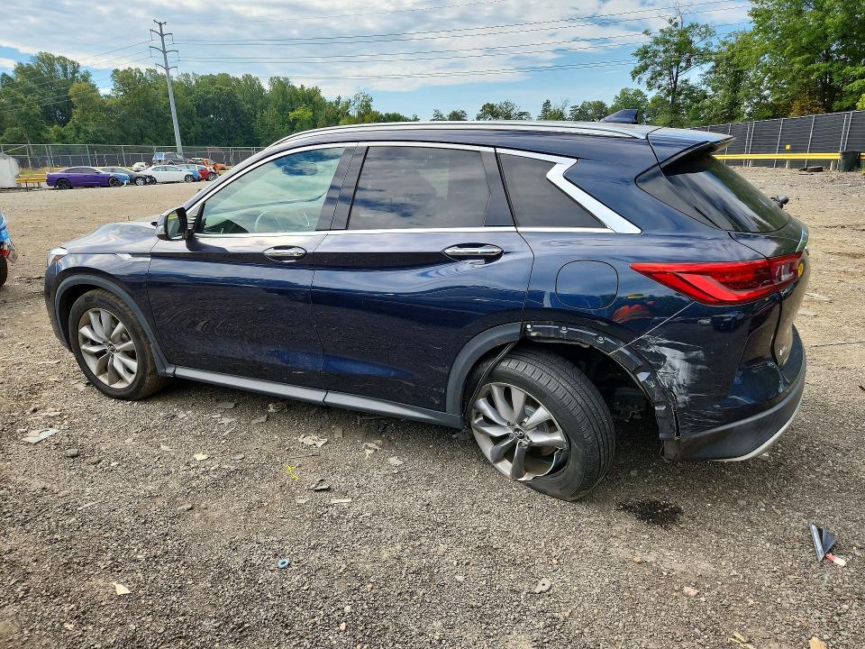 68540106 :رقم المزاد ، 3PCAJ5M3XKF135509 vin ، 2019 Infiniti Qx50 مزاد بيع