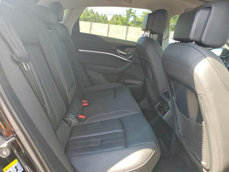 Продажа на аукционе авто 2021 Audi E-tron, vin: WA11AAGE4MB010723, номер лота: 68282076