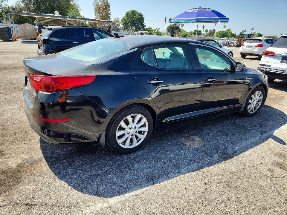 2015 Kia Optima მანქანა იყიდება აუქციონზე, vin: 5XXGN4A75FG395593, აუქციონის ნომერი: 69896516