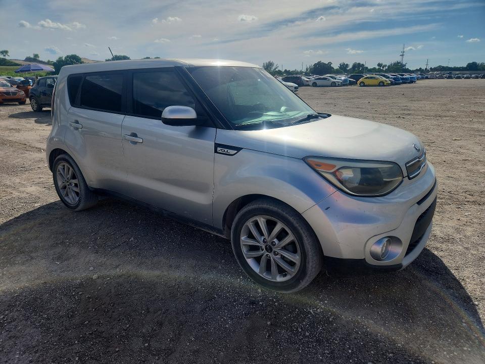 70727246 :رقم المزاد ، KNDJP3A50K7678351 vin ، 2019 Kia Soul مزاد بيع