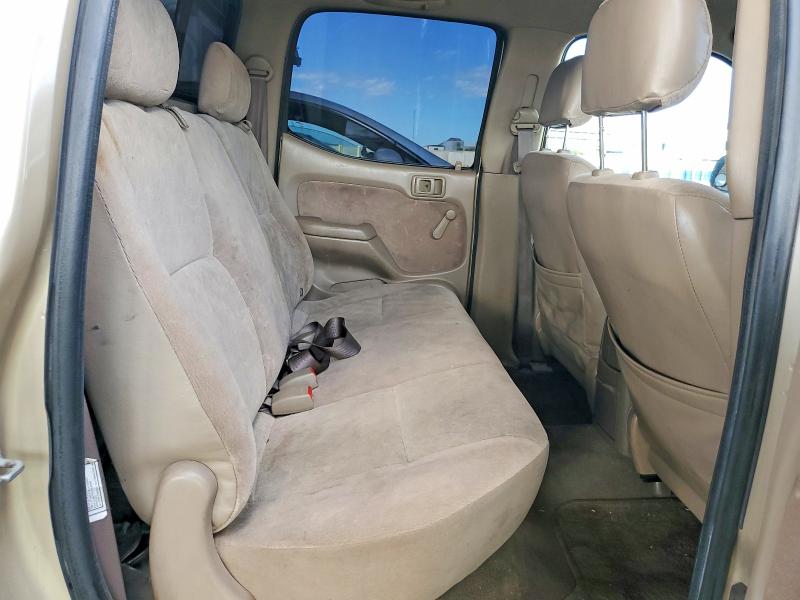 70957426 :رقم المزاد ، 5TEGM92N14Z434028 vin ، 2004 Toyota Tacoma مزاد بيع