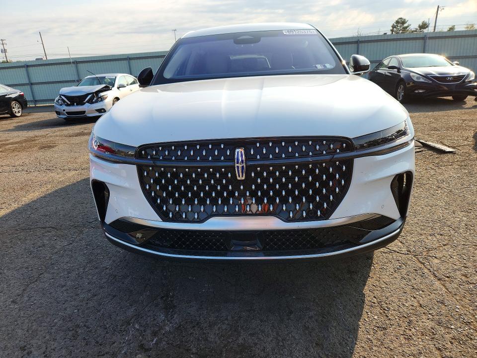Продажа на аукционе авто 2024 Lincoln Nautilus, vin: 5LMPJ8J4XRJ868325, номер лота: 69126376
