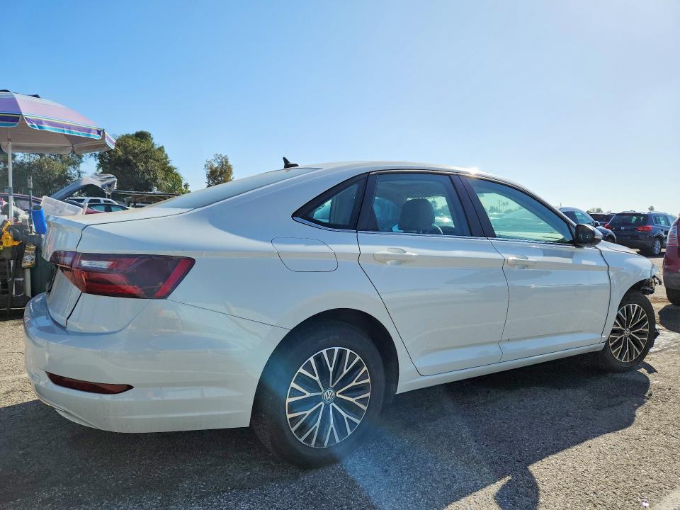69070046 :رقم المزاد ، 3VWC57BUXLM079795 vin ، 2020 Volkswagen Jetta مزاد بيع